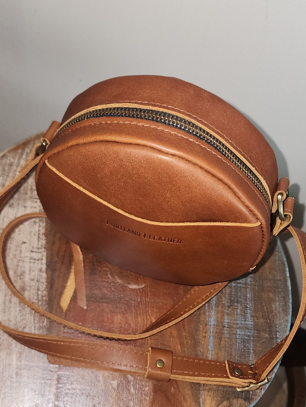Portland Leather Goods Brown Cognac Small Round Circle Crossbody Bag - Picture 5 of 16